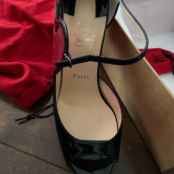 Original collectors Louboutin heart black patent leather peep toe - Picture 2 of 9